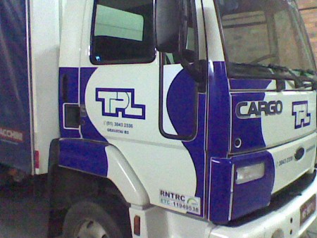 Envelopamento de Cabine de Caminhão